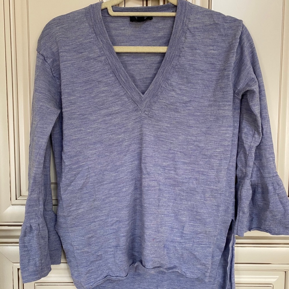 Lightweight sweater
